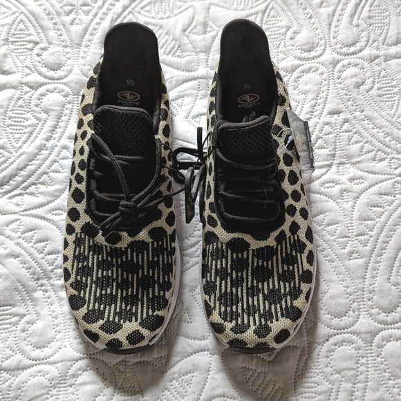 Athletic Works Shoes - Animal print sneakers/ tennis shoes size 9 1/2